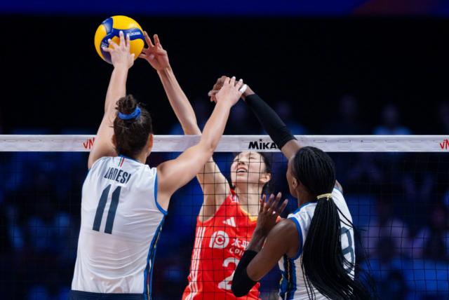 开云kaiyun官方网站-中国女排澳门站2胜2负 状态和教练组布阵仍存问题