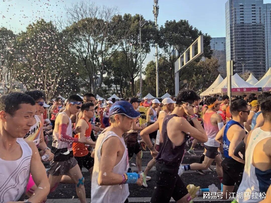 汉马锡马的国内报名纪录之争，没了悬念