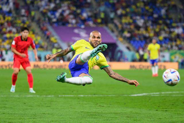 开云kaiyun官方网站-39岁高龄“尚能饭否”？阿尔维斯还能玩出侧勾射门