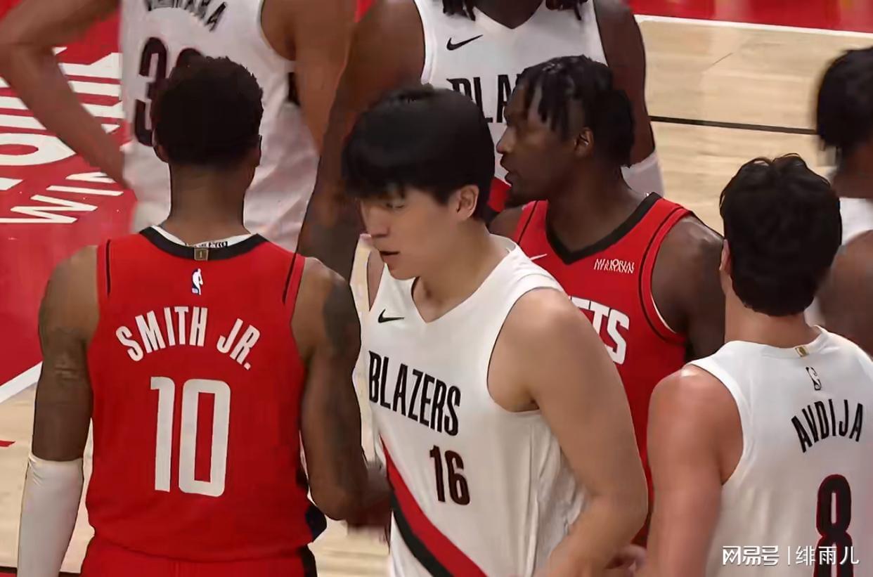 开云kaiyun平台-恭喜杨瀚森！中国男篮第三位NBA全明星，整整等了15年！