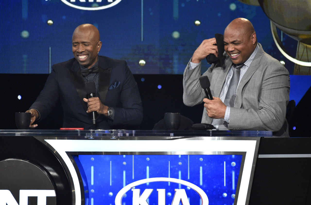 开云kaiyun平台-😅巴克利保证黄蜂进附加赛？追梦：他在保证上一直都不太准